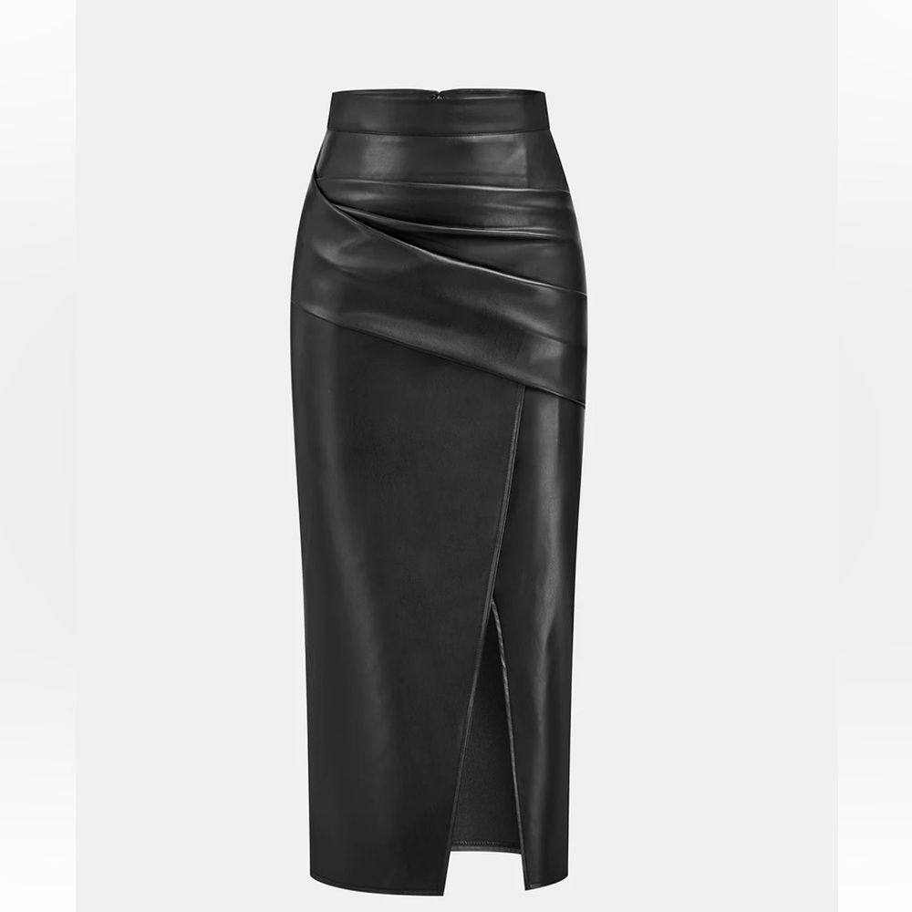 Commense faux leather skirt